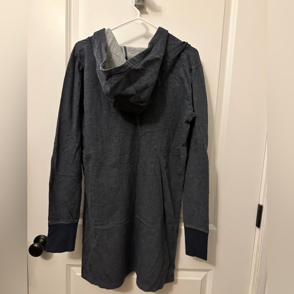 Patagonia blue sweatshirt dress or pajamas size large - Picture 2 of 2